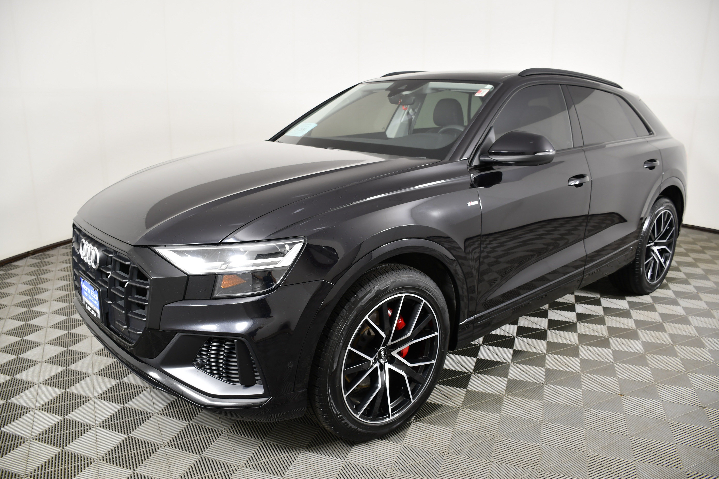 Used 2020 Audi Q8 Premium Plus w/ Premium Plus Package AWD/4WD image 10