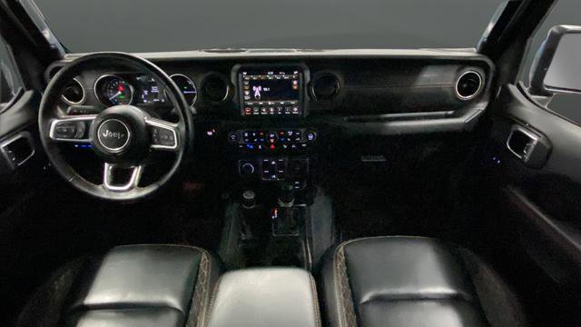 Used 2022 Jeep Wrangler Unlimited Sahara AWD/4WD image 11