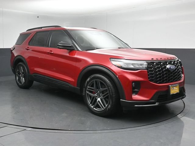 Certified 2025 Ford Explorer ST AWD/4WD image 1