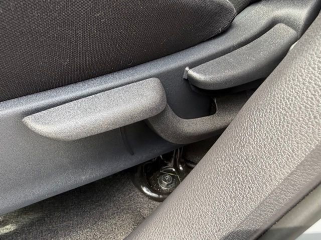 Used 2024 Nissan Kicks SV FWD image 27