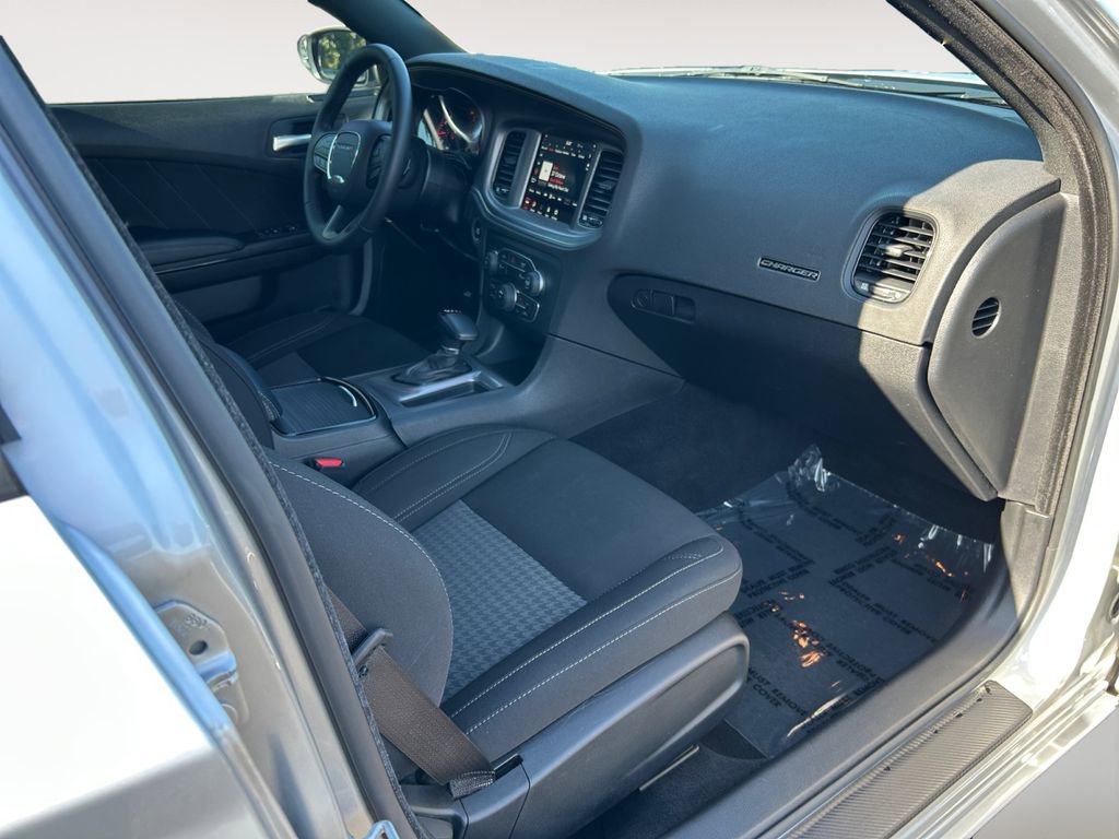 Used 2023 Dodge Charger SXT w/ Blacktop Package RWD image 27