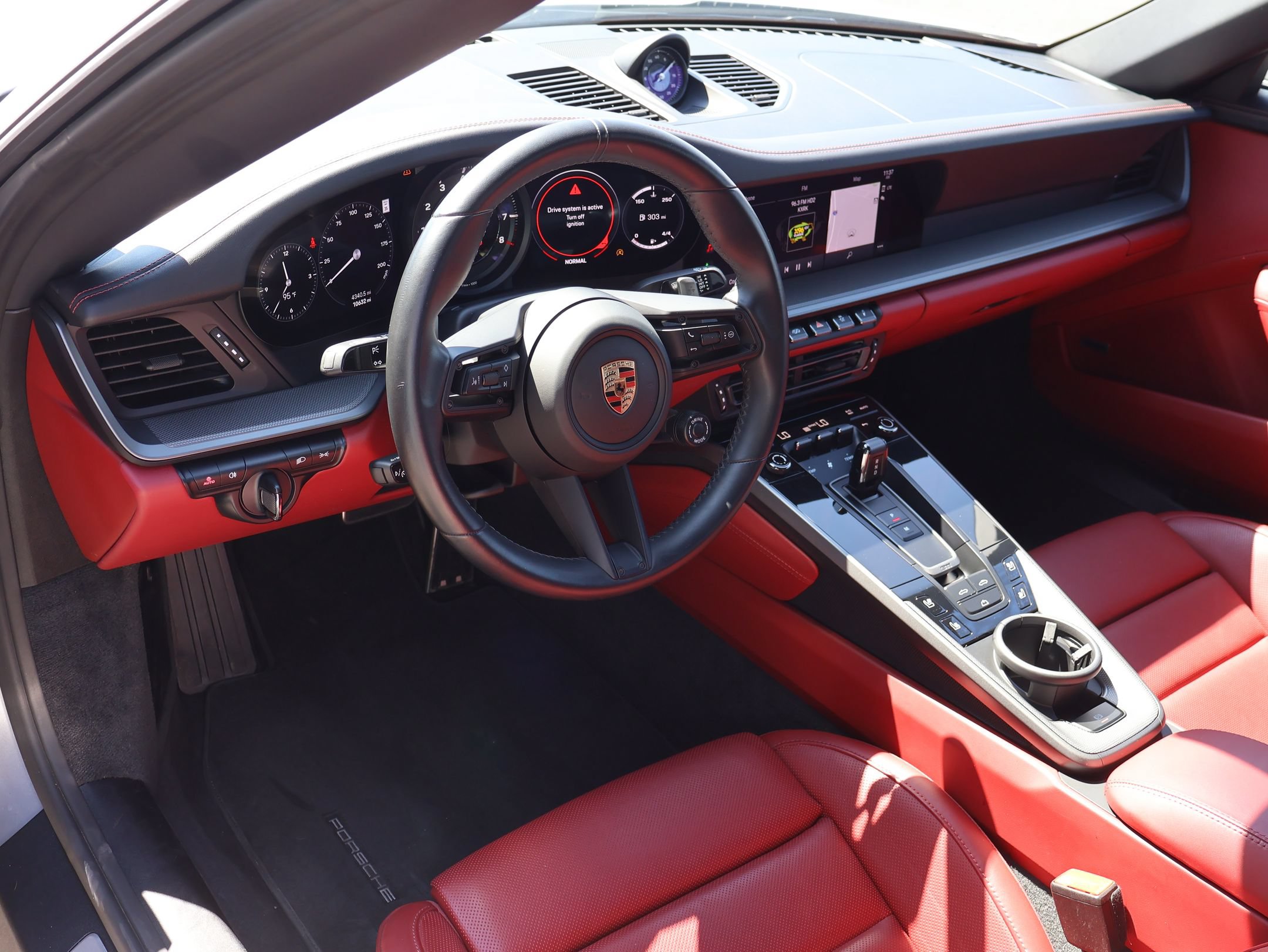 Certified 2023 Porsche 911 Carrera 4S AWD/4WD image 4