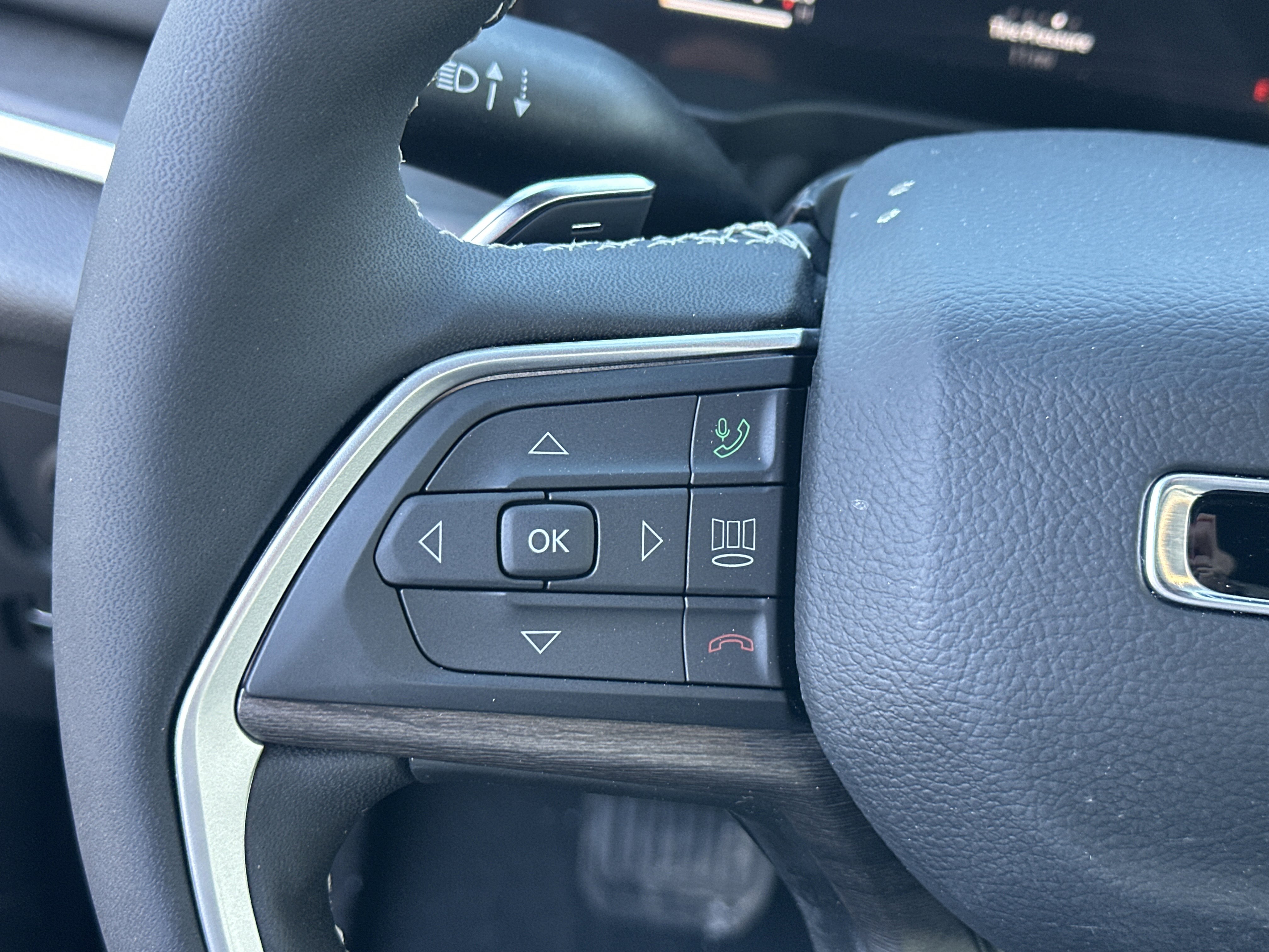 New 2026 Jeep Grand Cherokee Limited Reserve image 11