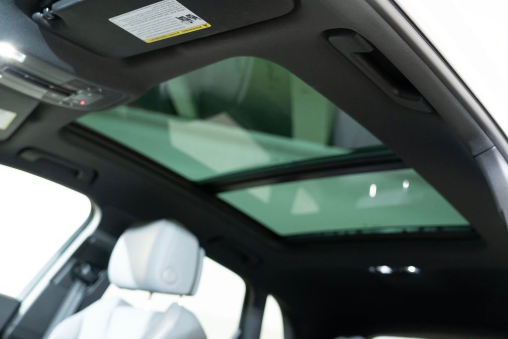 Certified 2025 Audi Q3 2.0T Premium w/ Convenience Package image 5