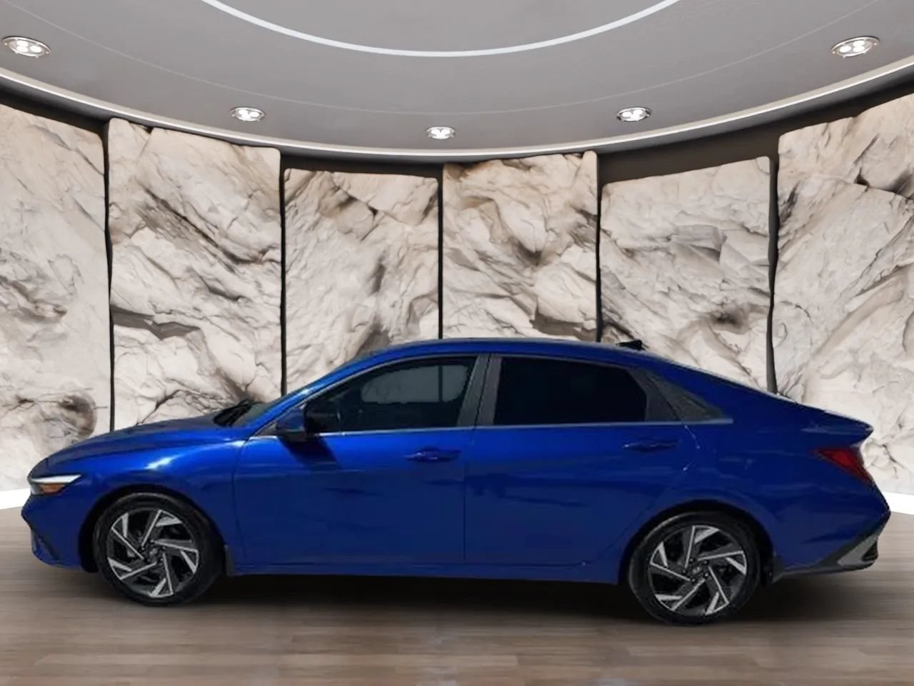 Used 2024 Hyundai Elantra Limited FWD image 2