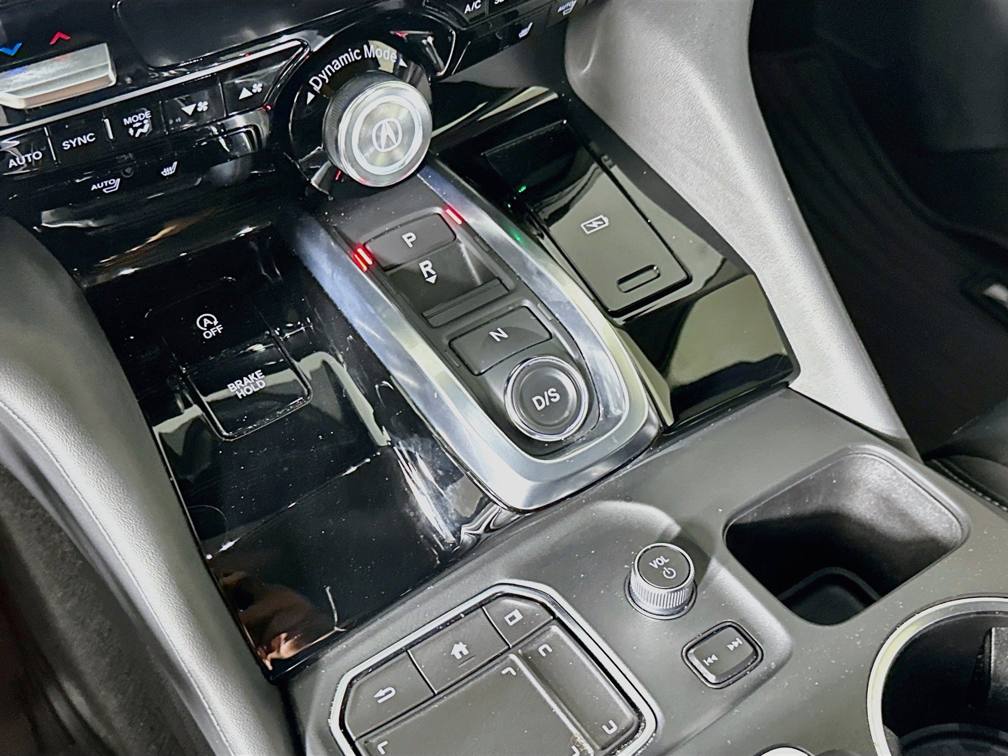 Used 2024 Acura MDX w/ Technology Package FWD image 24
