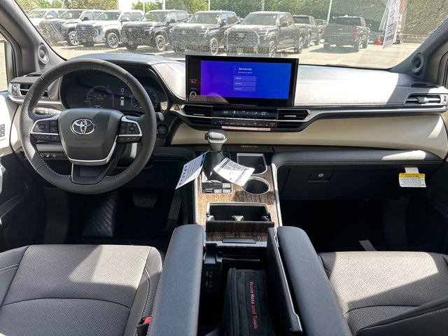 New 2026 Toyota Sienna Platinum AWD/4WD image 17
