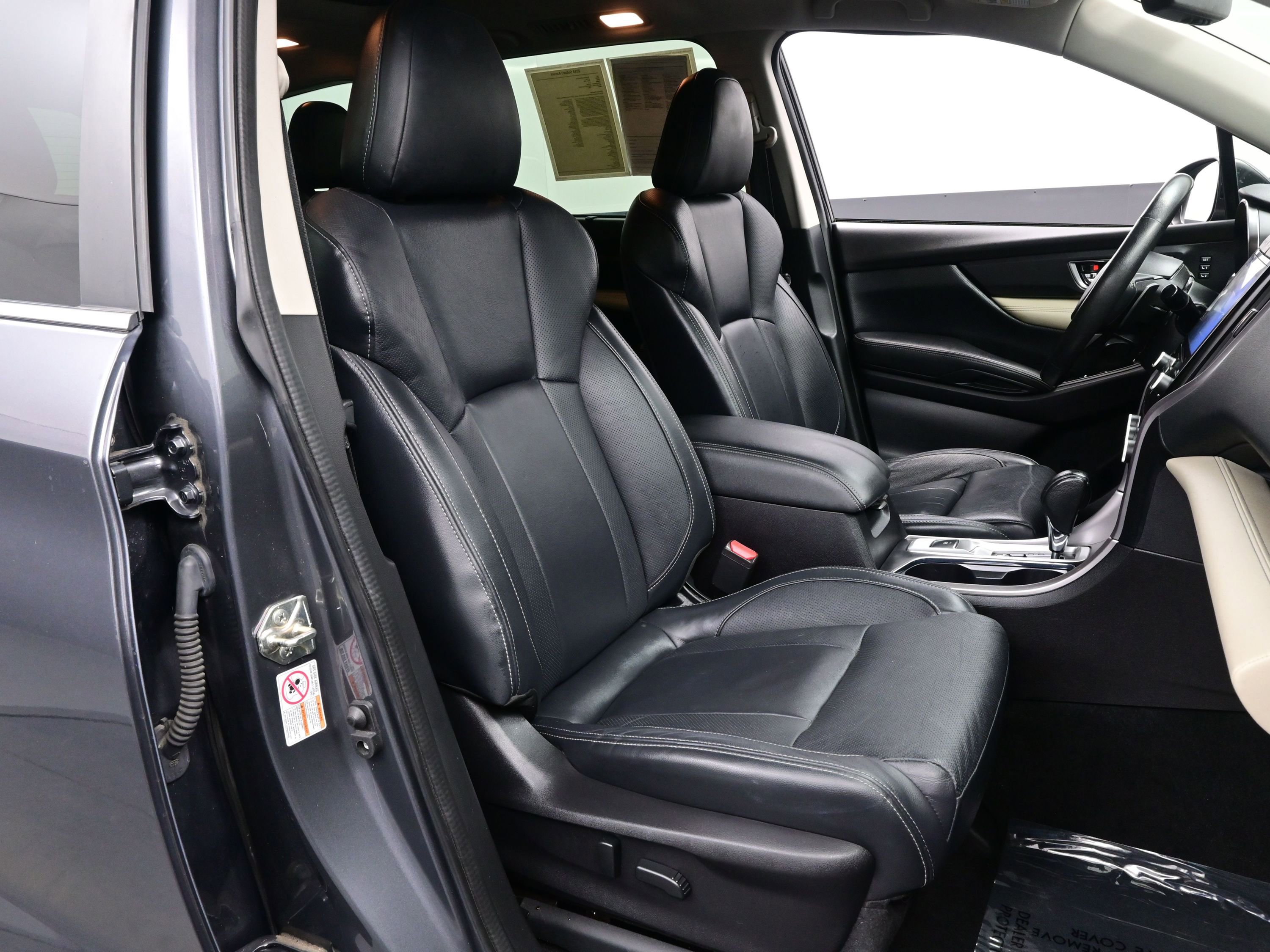 Used 2019 Subaru Ascent Limited w/ Popular Package #3 image 14