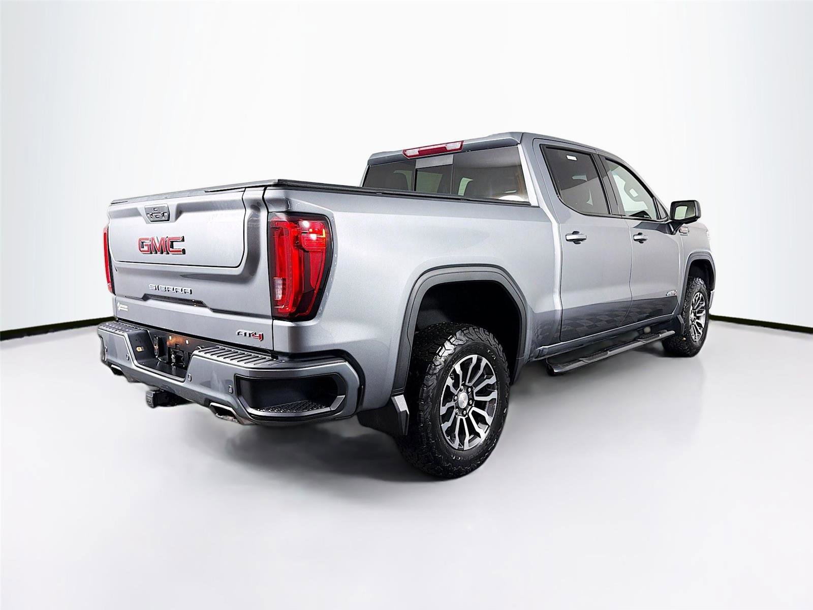 Used 2022 GMC Sierra 1500 AT4 w/ AT4 Preferred Package image 7