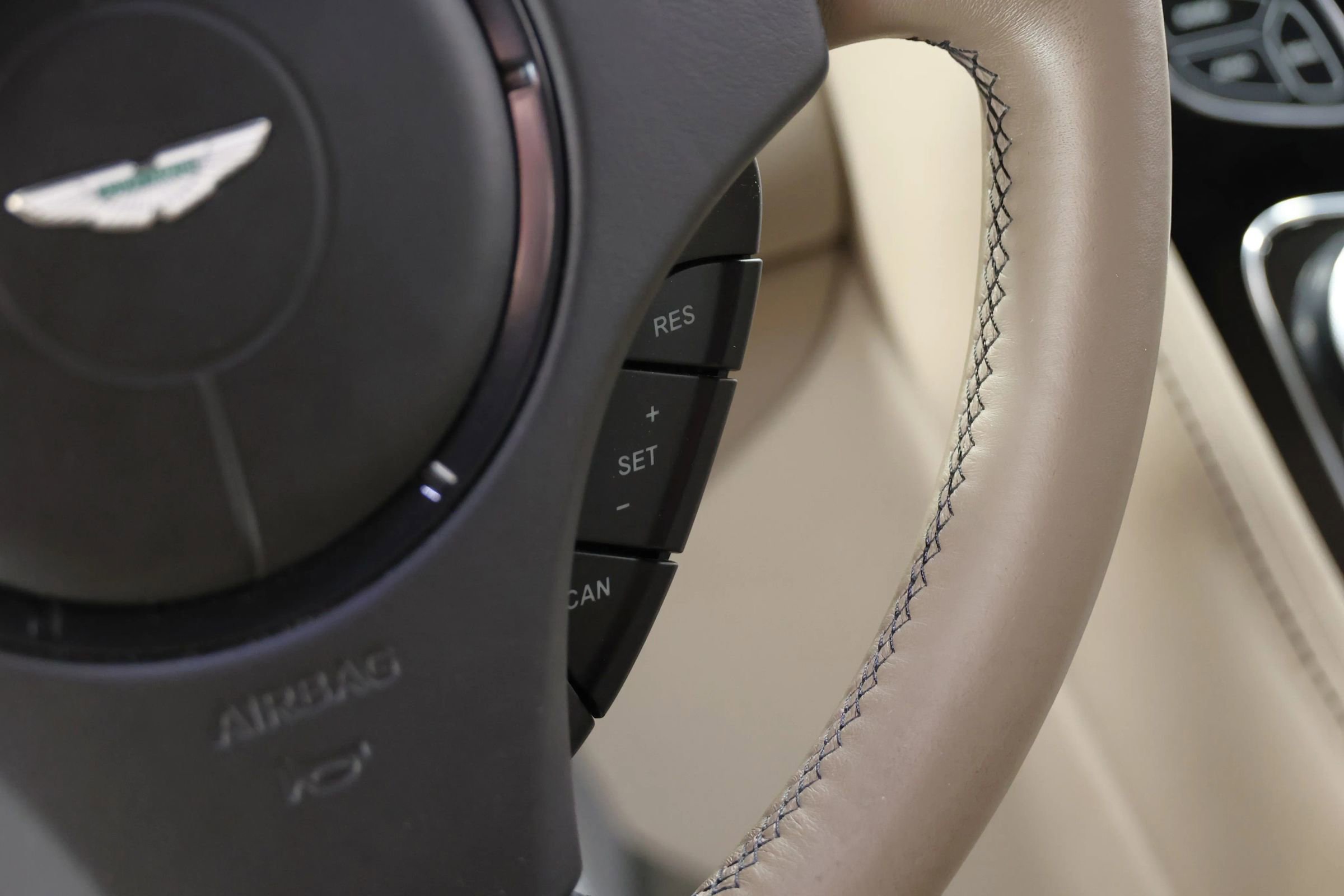 Used 2017 Aston Martin Rapide S image 20