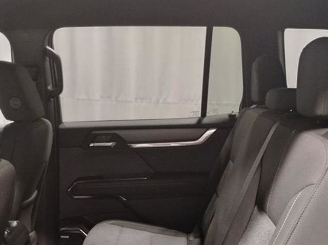 New 2025 GMC Acadia Elevation w/ Black Edition image 18