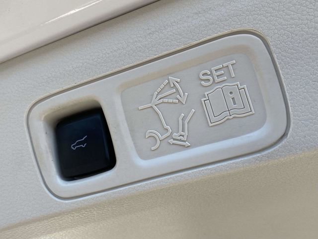 Used 2021 Lincoln Navigator Black Label w/ Special Edition Package image 15