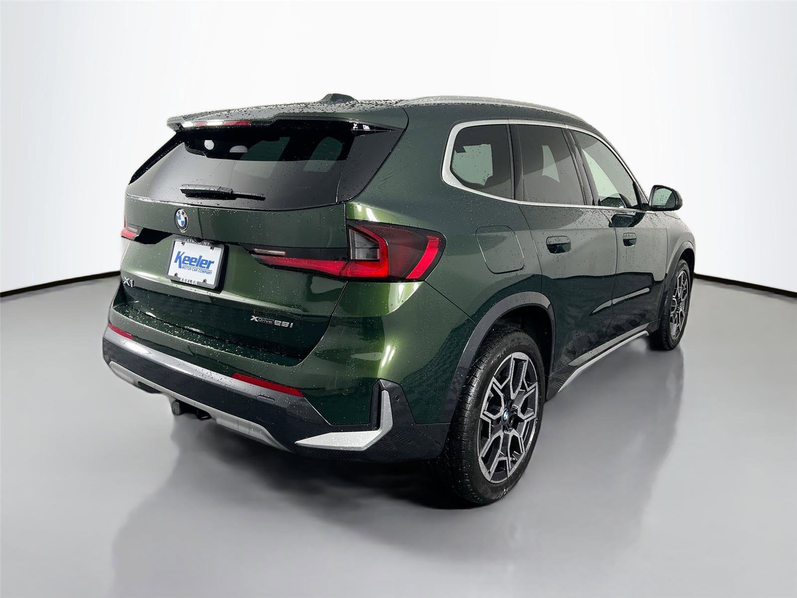 Certified 2025 BMW X1 xDrive28i w/ Convenience Package AWD/4WD image 6
