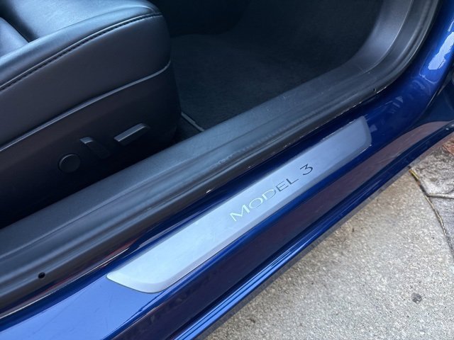 Used 2020 Tesla Model 3 Long Range image 39