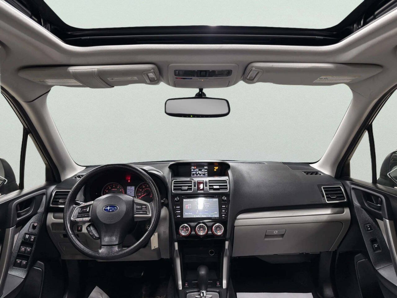 Used 2016 Subaru Forester 2.5i Premium w/ All-Weather Package AWD/4WD image 21