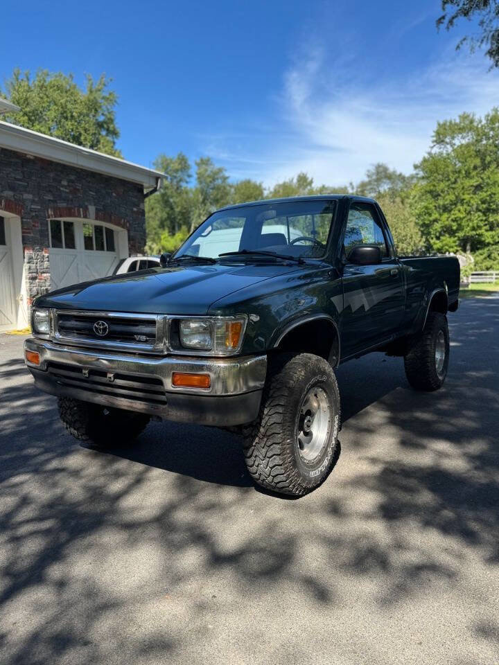 Used 1992 Toyota Pickup Deluxe image 20