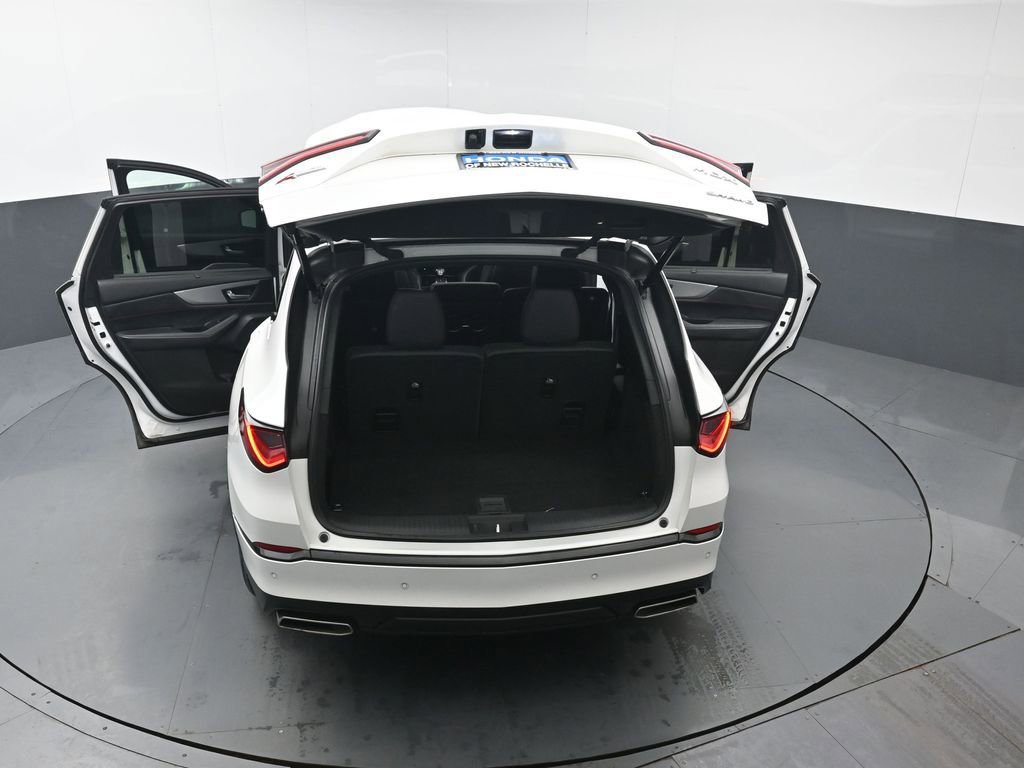 Used 2023 Acura MDX A-Spec image 51