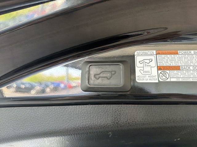 Used 2017 Toyota RAV4 Limited AWD/4WD image 16