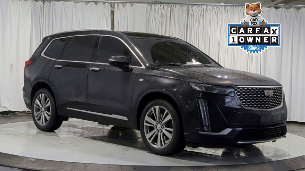 Used 2023 Cadillac XT6 Premium Luxury image 2