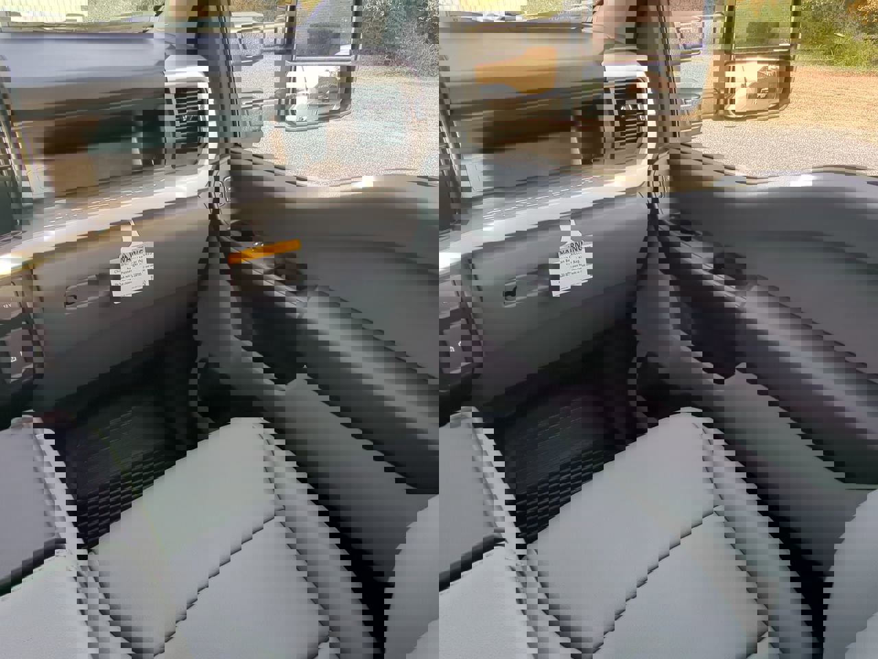 New 2026 Ford F250 XL w/ XL Chrome Package image 15