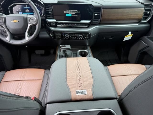 New 2026 Chevrolet Silverado 1500 High Country AWD/4WD image 8