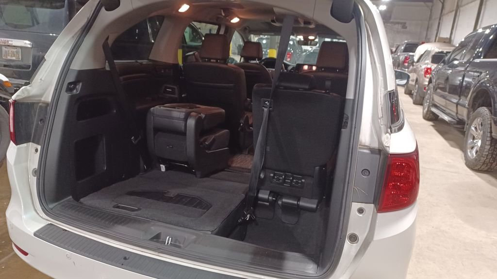 Used 2023 Honda Odyssey Touring image 8