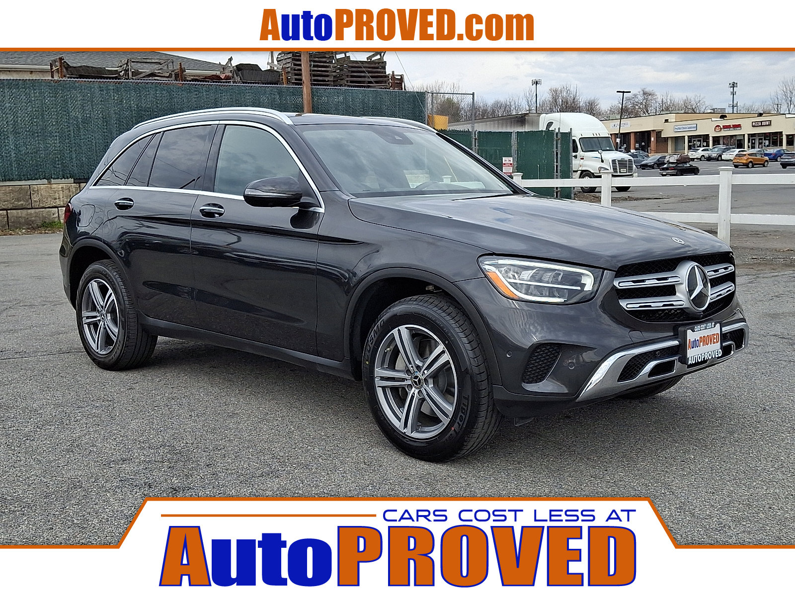 Used 2021 Mercedes-Benz GLC 300 4MATIC image 1