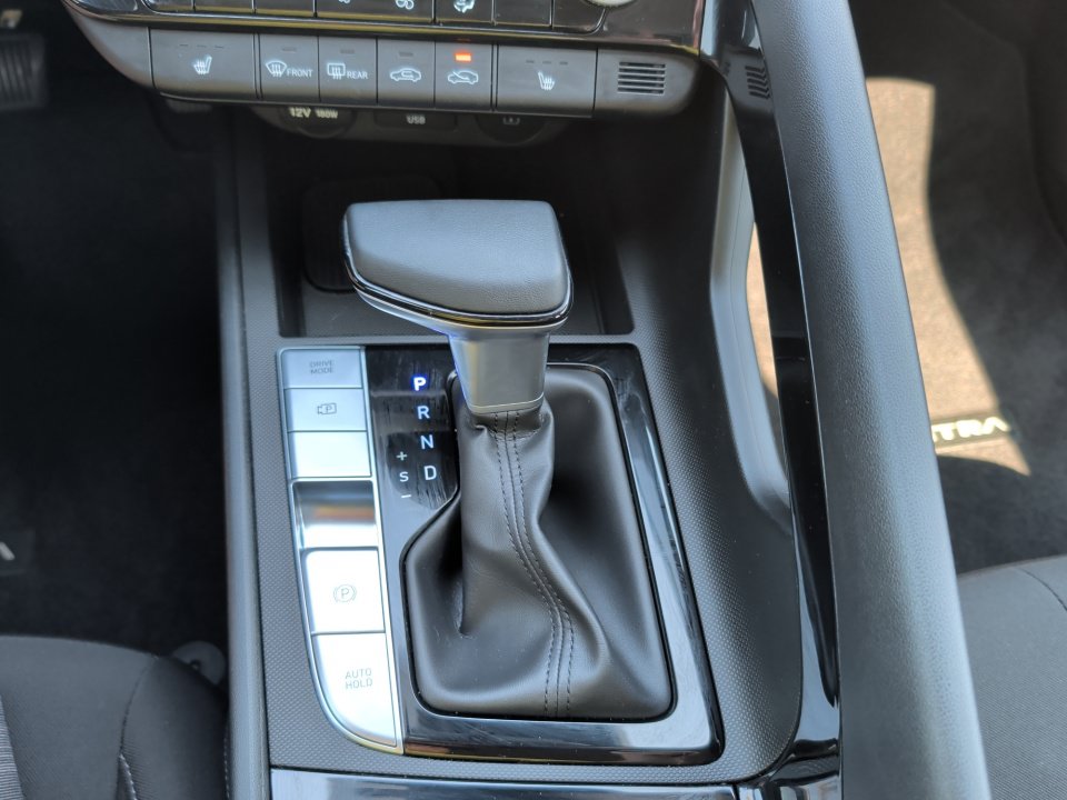 Certified 2024 Hyundai Elantra SEL w/ Convenience Package FWD image 20