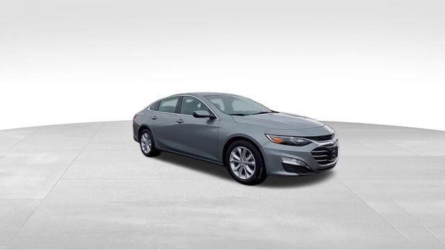 Used 2024 Chevrolet Malibu LT image 2