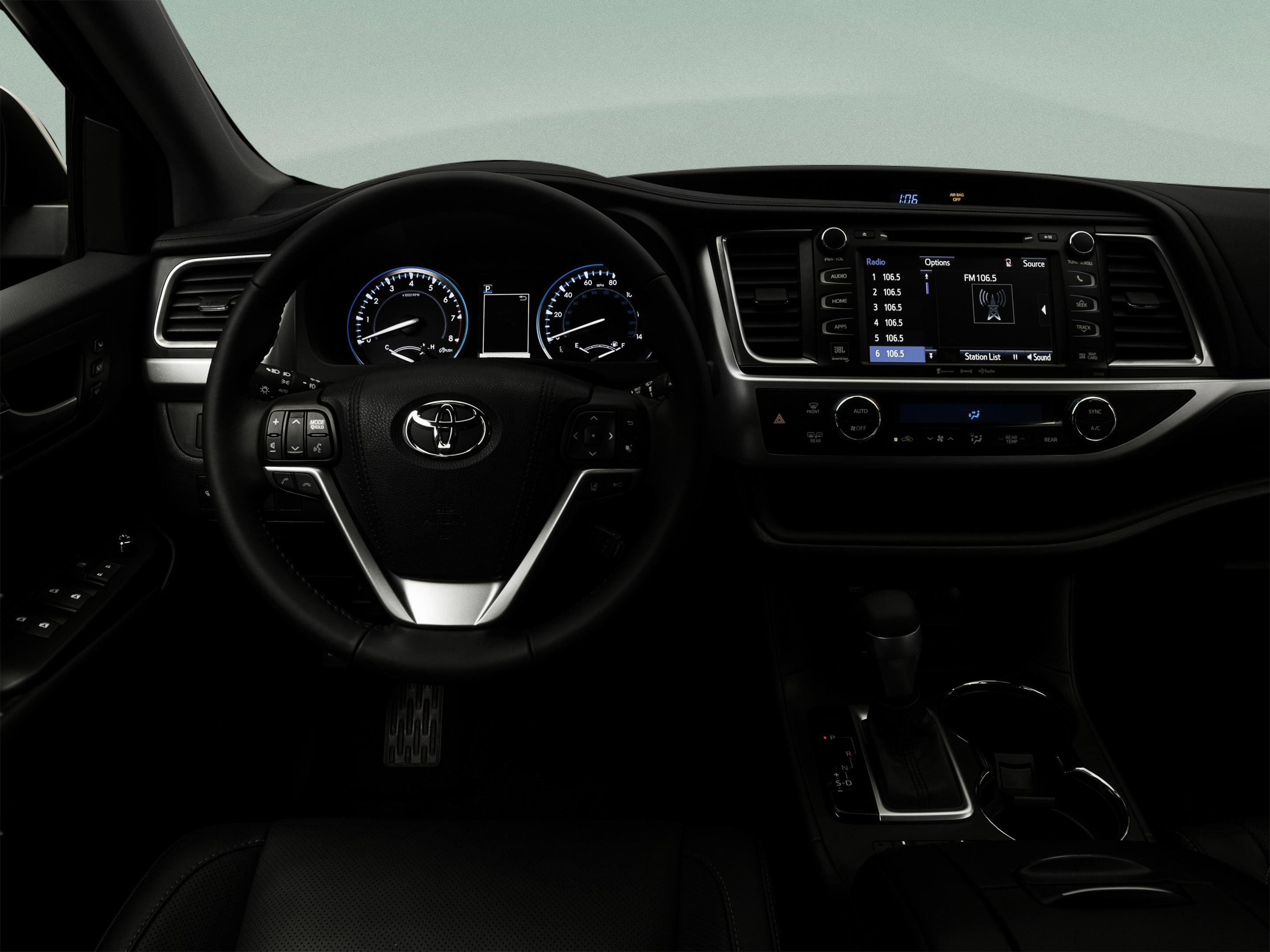 Used 2019 Toyota Highlander Limited Platinum FWD image 45