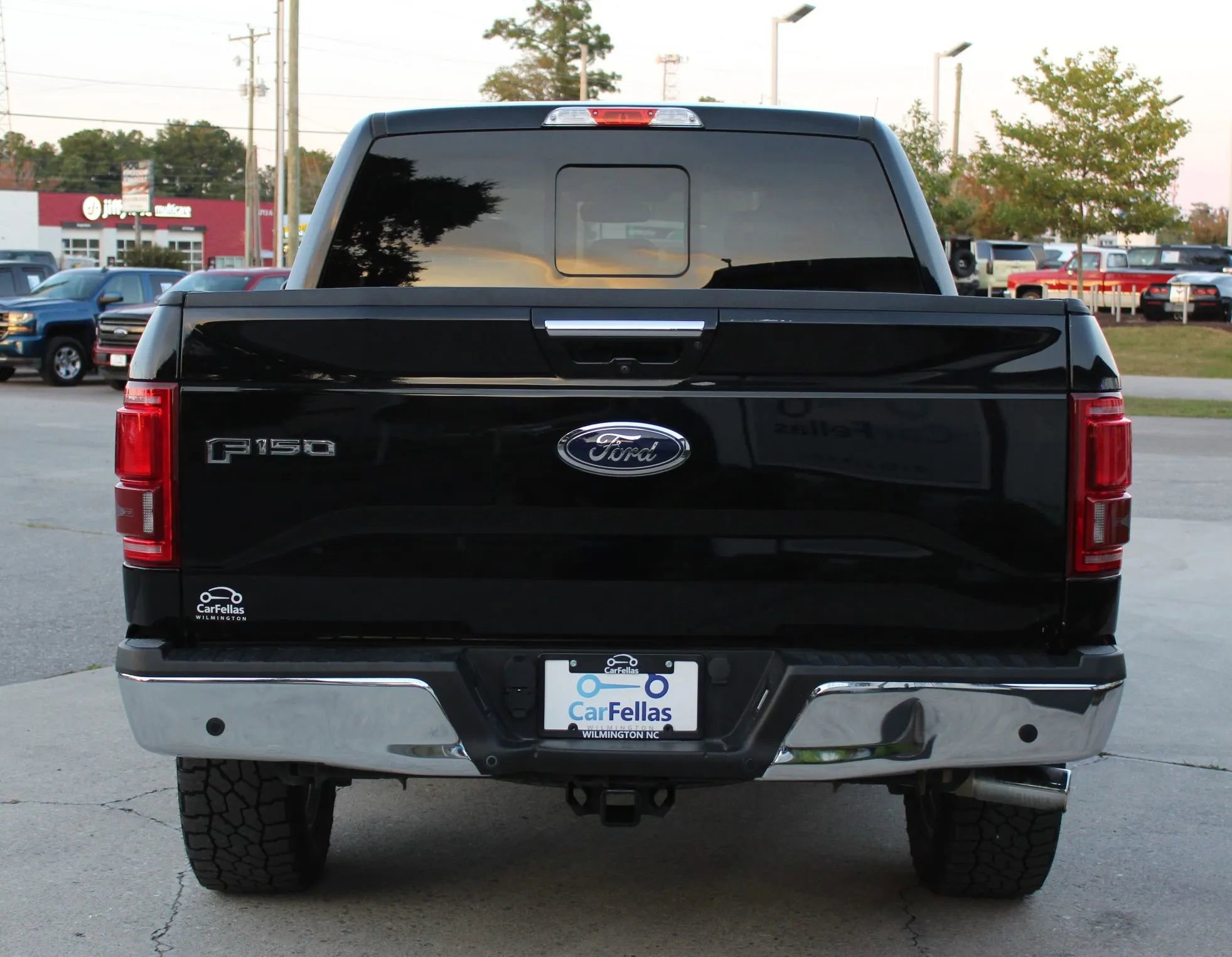 Used 2017 Ford F150 Lariat image 4