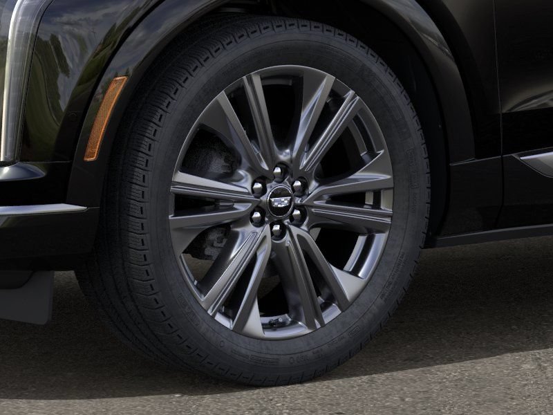 New 2026 Cadillac Optiq Sport 2 w/ LPO, Floor Liner Package AWD/4WD image 9