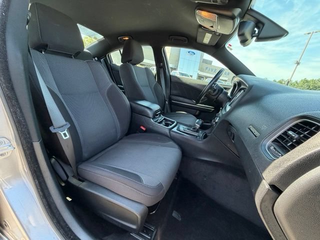 Used 2015 Dodge Charger R/T RWD image 21