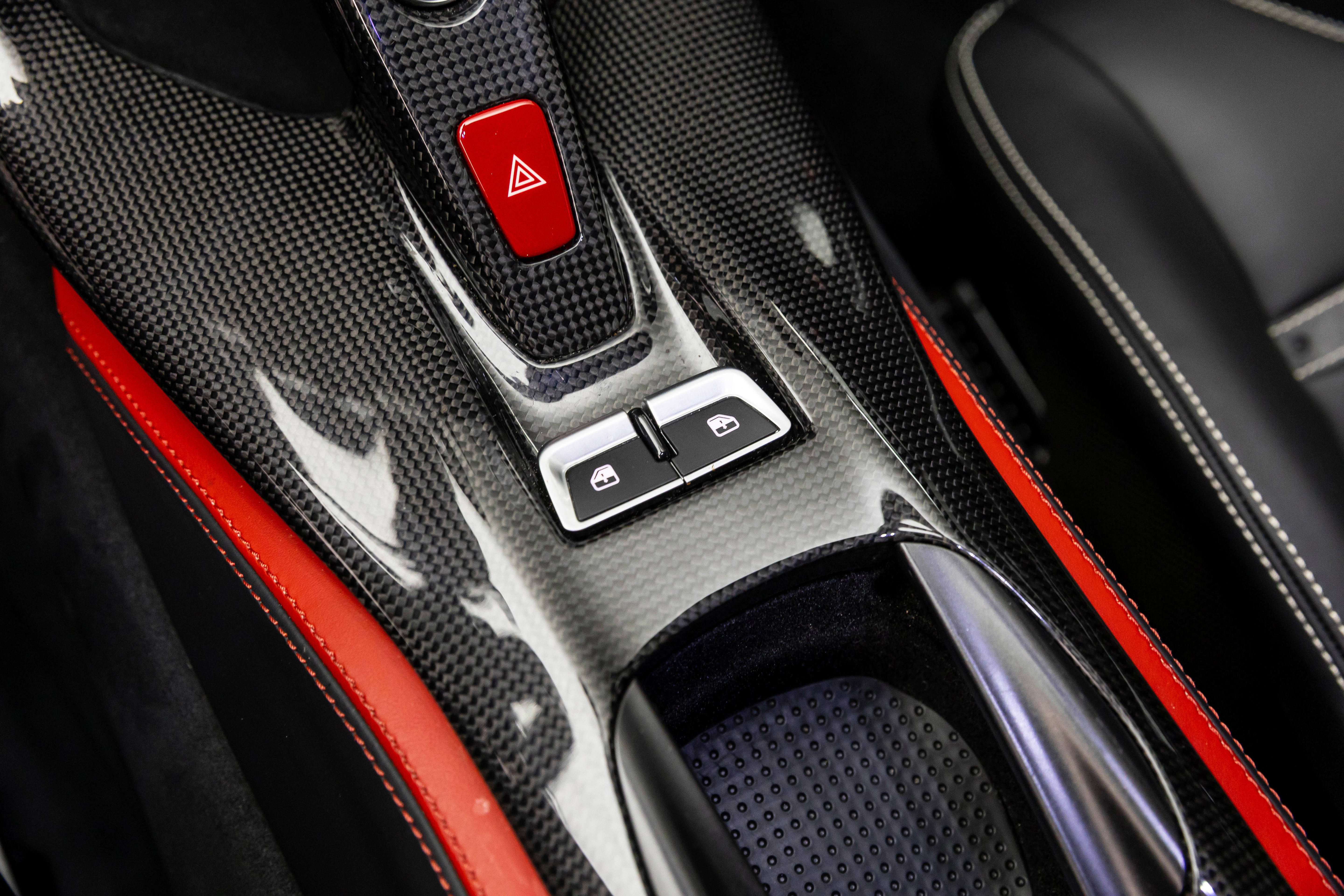 Used 2019 Ferrari 812 Superfast image 31