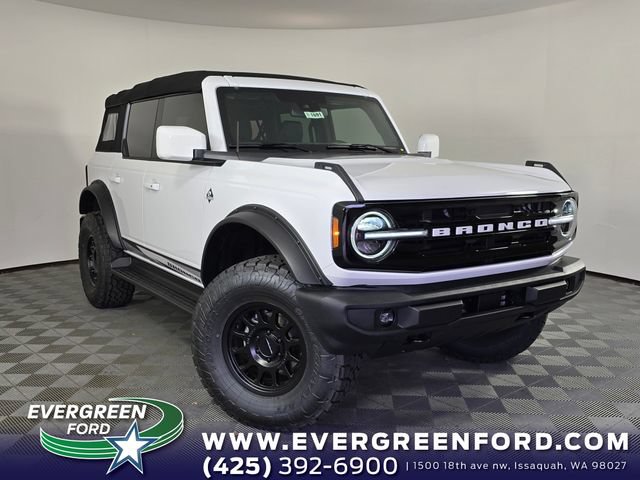 New 2025 Ford Bronco Outer Banks AWD/4WD image 1