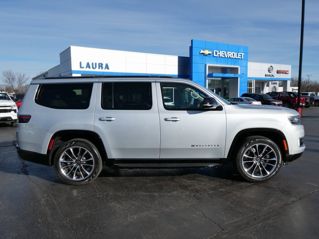 Used 2024 Jeep Wagoneer Series II w/ Premium Group I image 4