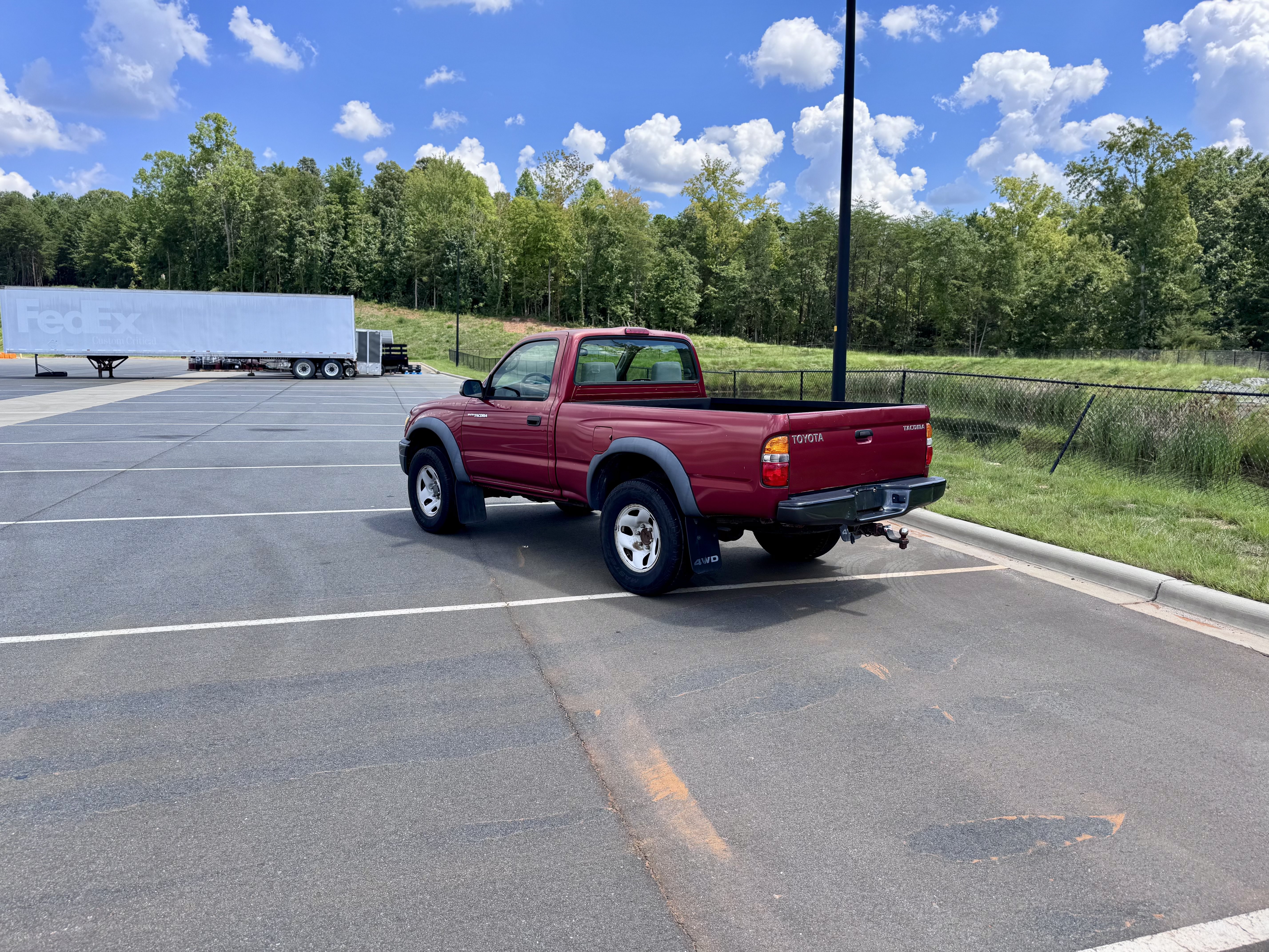 Used 2004 Toyota Tacoma 4x4 Regular Cab image 3