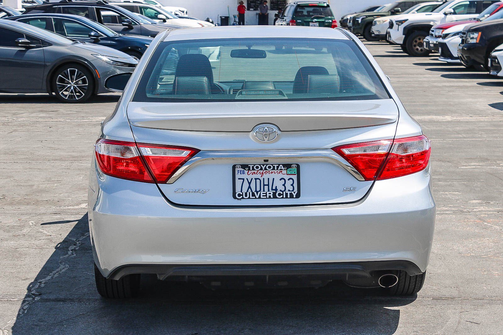 Used 2017 Toyota Camry SE FWD image 8