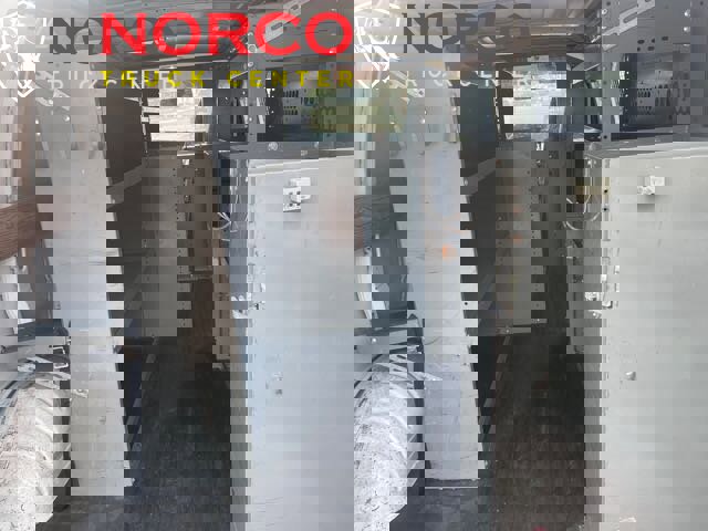 Used 2014 Chevrolet Express 2500 image 11