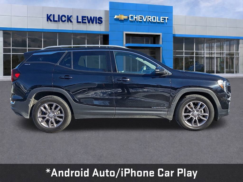 Used 2024 GMC Terrain SLT image 9