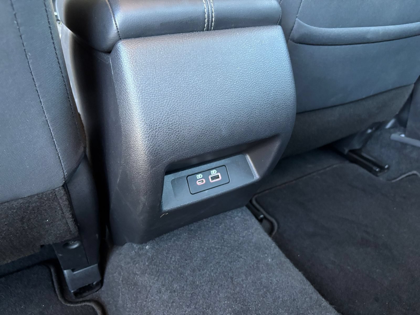 Used 2025 Nissan Altima 2.5 SV FWD image 23