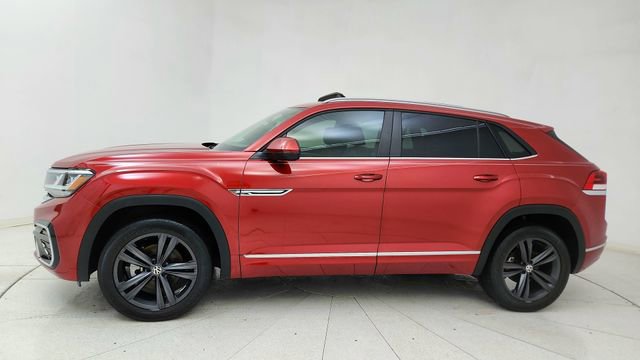 Used 2021 Volkswagen Atlas Cross Sport SE w/ Panoramic Sunroof Package image 3