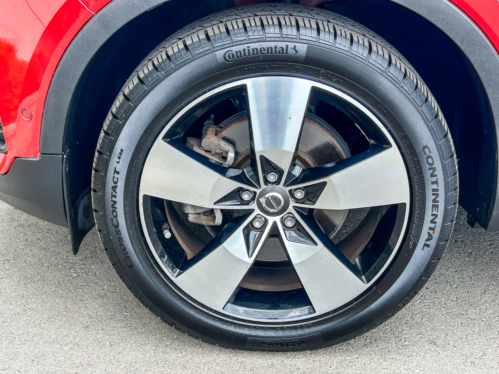 Used 2019 Volvo XC40 T4 Momentum FWD image 10