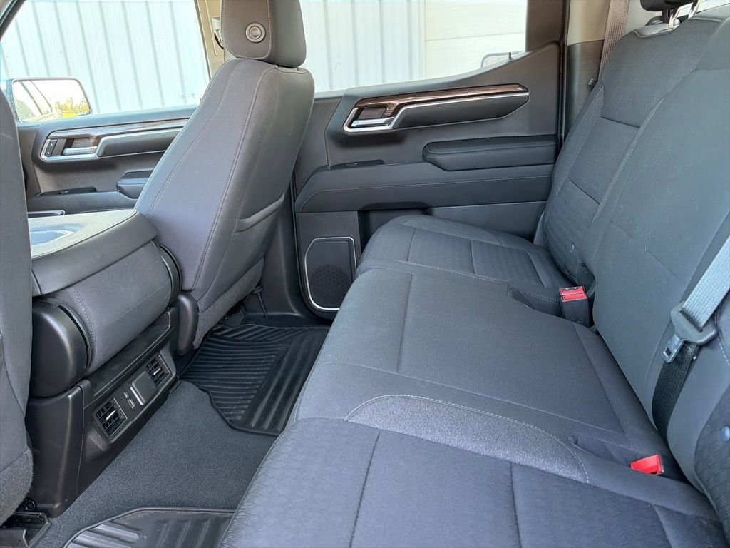 Used 2022 Chevrolet Silverado 1500 LT image 18