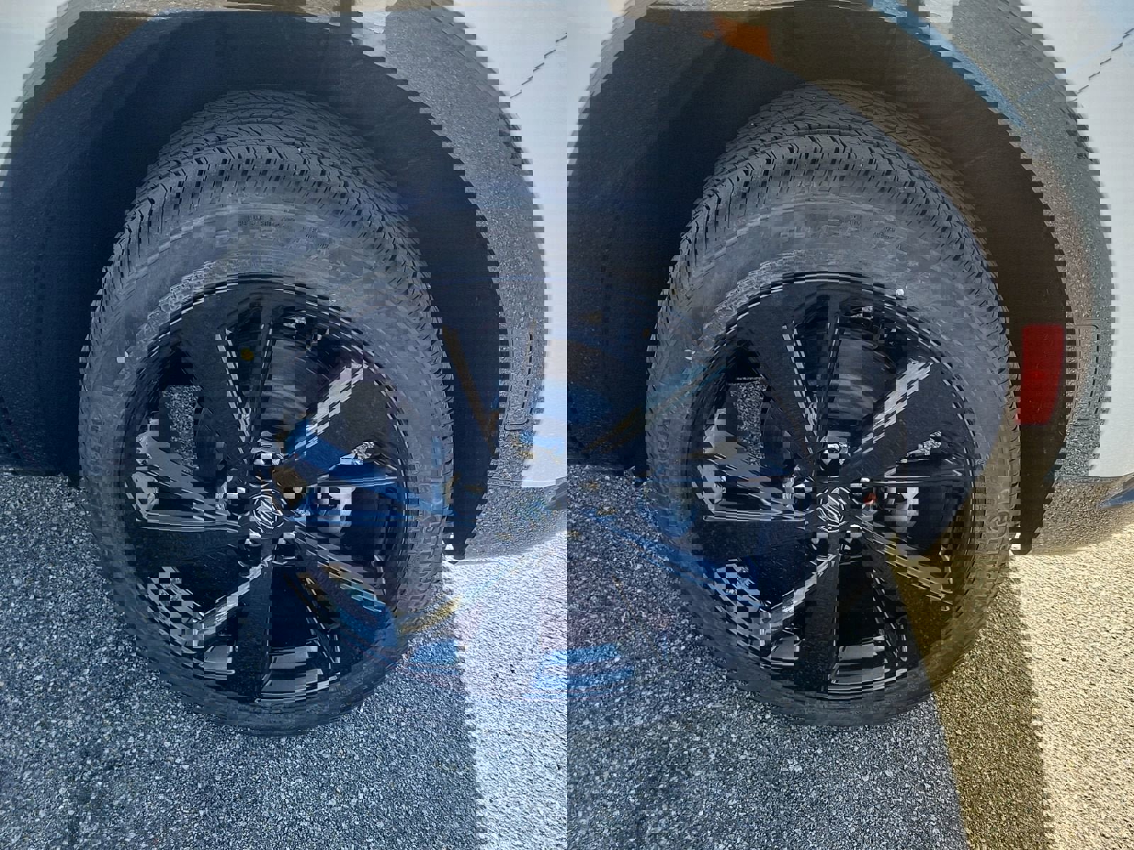 New 2026 Buick Envision Sport Touring image 8