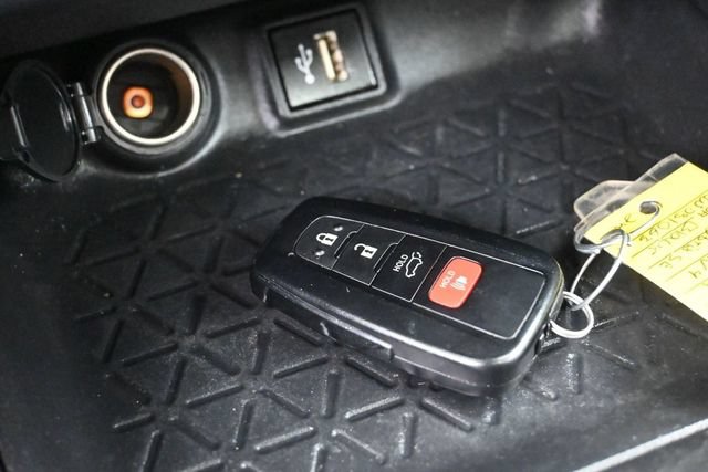 Certified 2024 Toyota RAV4 SE w/ Convenience Package AWD/4WD image 23