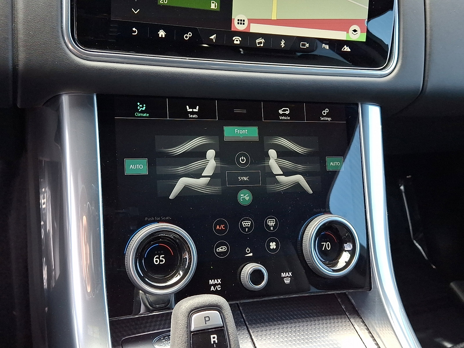 Used 2020 Land Rover Range Rover Sport HST image 16