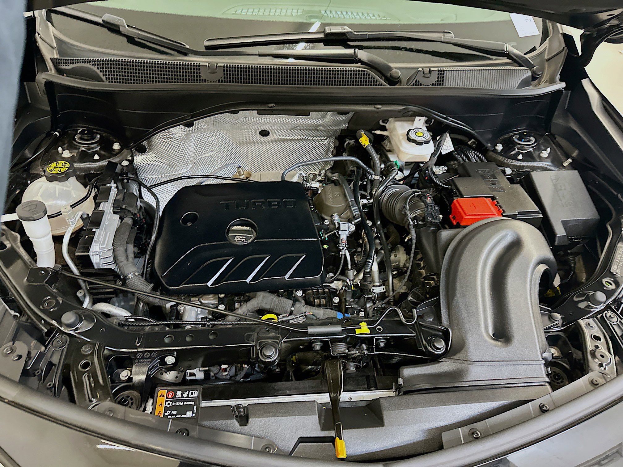 Used 2025 Buick Encore GX Preferred image 33