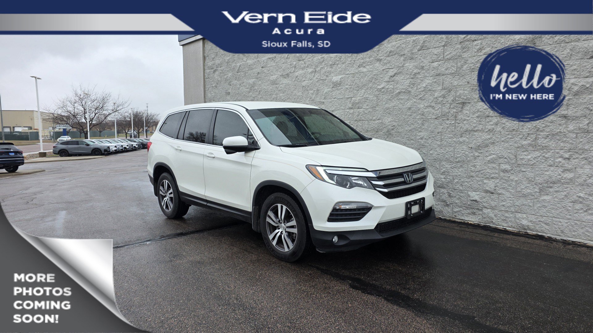 Used 2017 Honda Pilot EX image 1