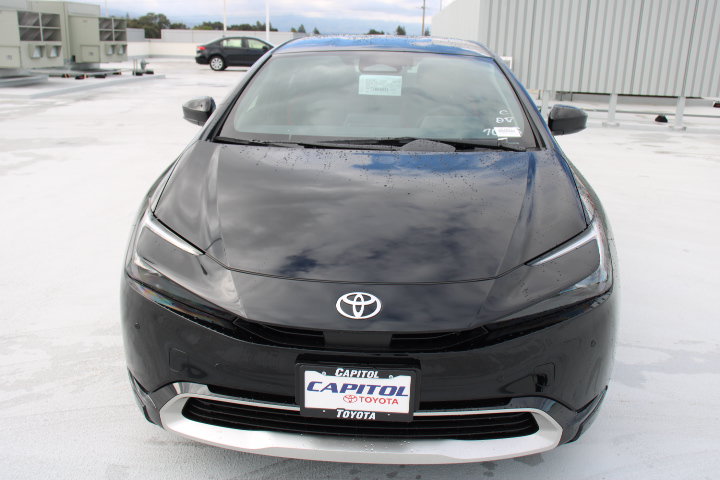 New 2026 Toyota Prius Plug-In Hybrid FWD image 7
